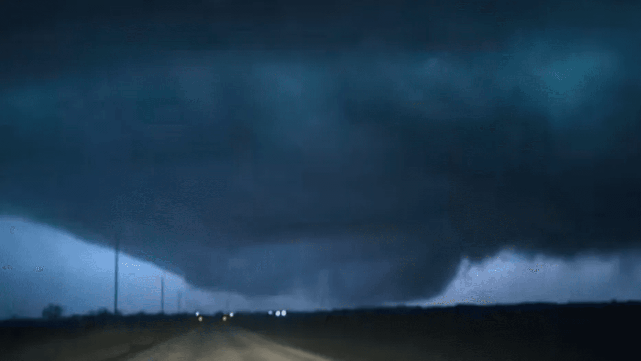 'Prolific' storm kills two, marking Oklahoma's first tornado deaths of 2026