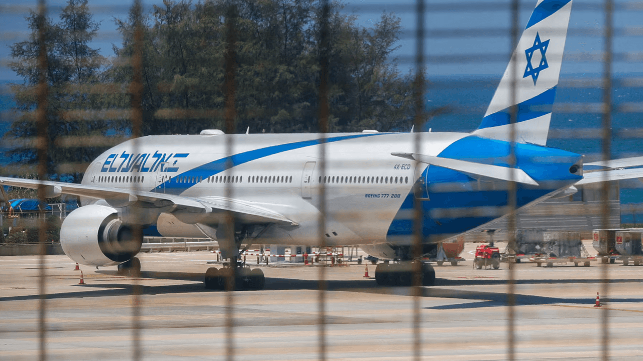 Israel's El Al Airlines moves to Q1 loss on Iran war