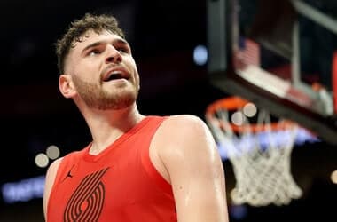 Portland Trail Blazers Center Donovan Clingan Questionable v. Grizzlies