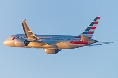 American Airlines Expands Chicago, Los Angeles Networks