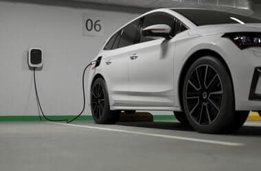 ‘I Think It’s Quite a Scandal’: Plug-in Hybrids Not as Climate-Friendly as They Seem, Researchers Say