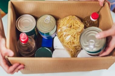 New food pantry opens in West Garfield Park