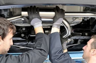 WeRide (WRD) Is Up 15.4% After Launching Fully Driverless Uber Robotaxis In Abu Dhabi