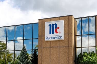 Spice Giant McCormick Stumbles, CEO Blames Inflation, Tariffs - McCormick & Co (NYSE:MKC)