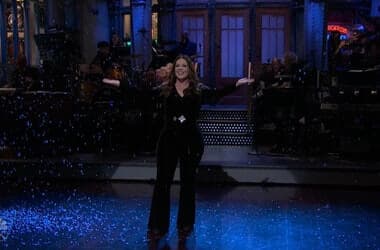 Melissa McCarthy Kicks Off ‘SNL’ With Festive Monologue as She’s Toppled by a Snowstorm