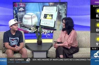 Local ballplayer’s “absolutely insane” rare baseball card find steals the show